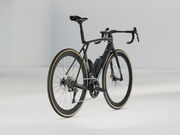 TREK Madone SLR 7 Gen 8 click to zoom image